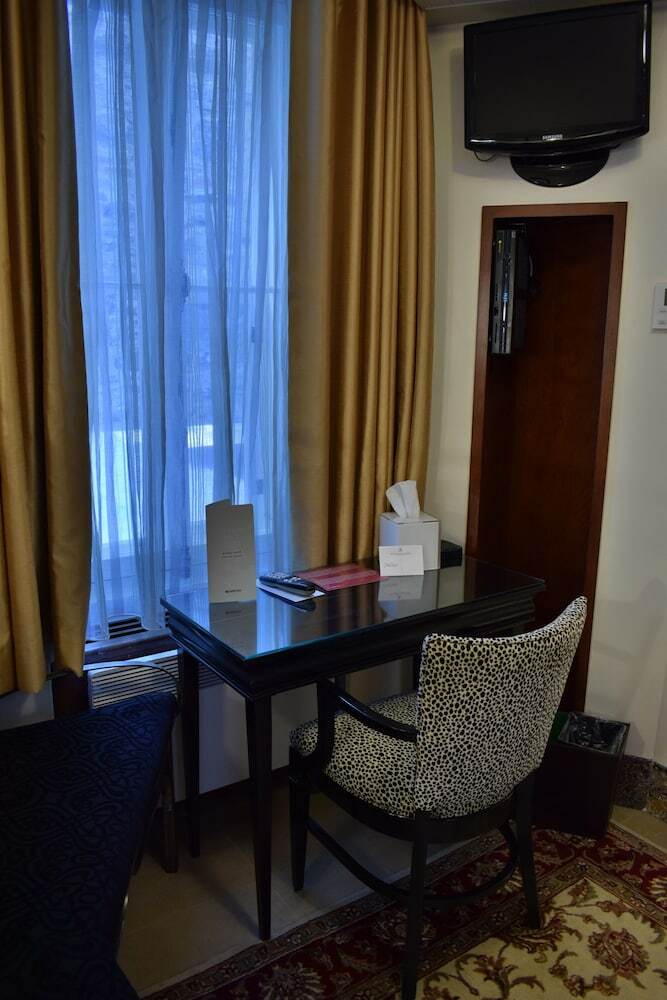 Hotel Le Manoir D'auteuil