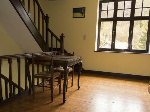 Cozy Villa Near Forest In Huy