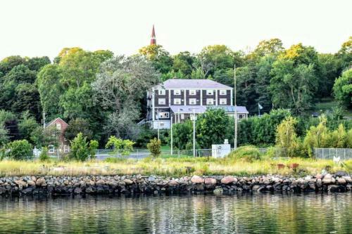 Hotel Braeside Country Inn