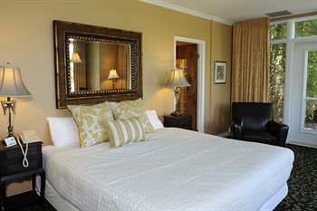 Hotel Elm Hurst Inn & Spa
