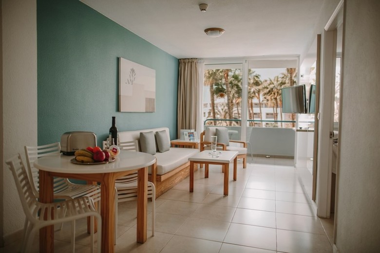 Apartamentos Playa Del Sol S�lo Adultos