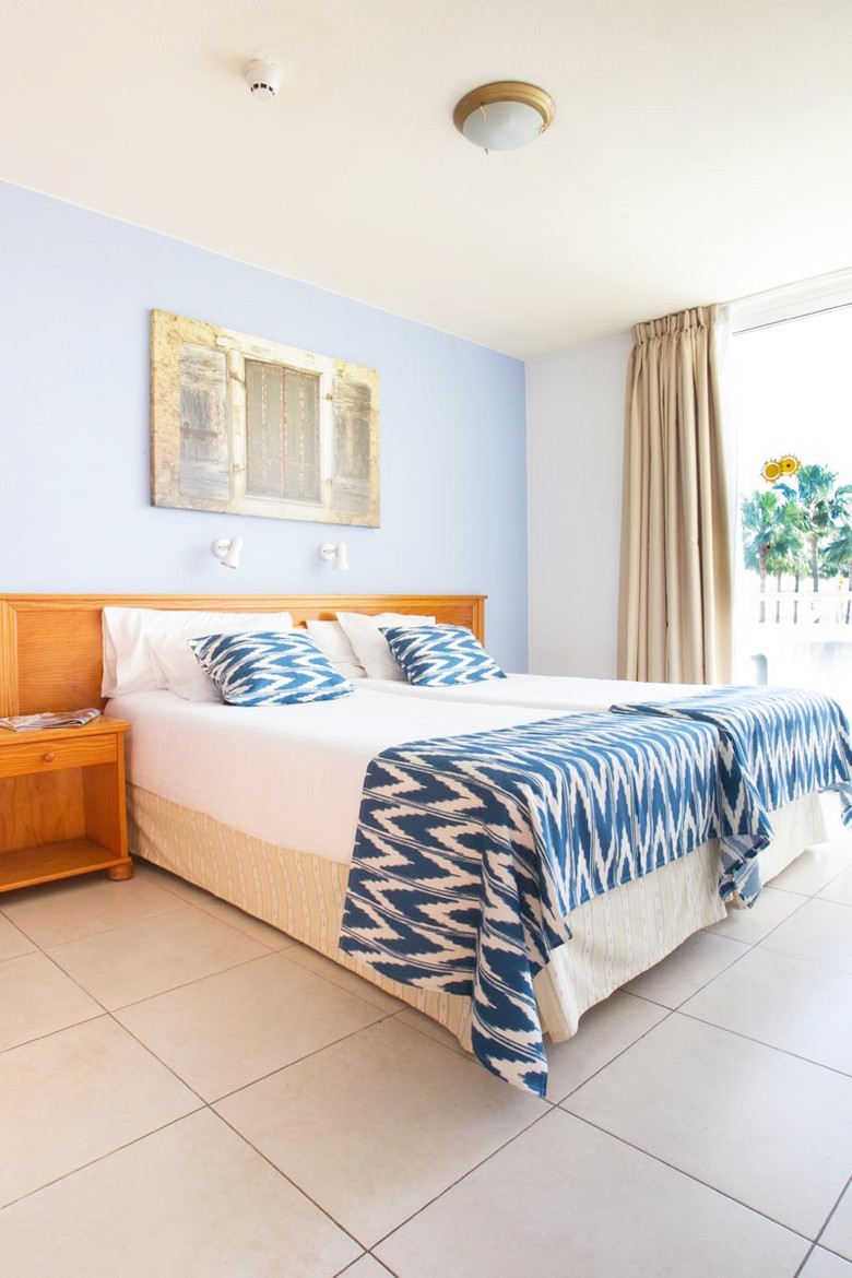 Apartamentos Playa Del Sol S�lo Adultos