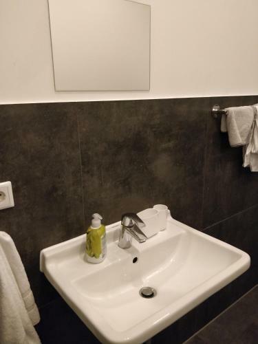 Apartamento Avi City Bighouse