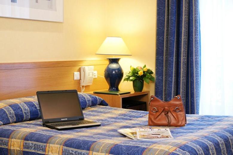 Hotel Apollinaire