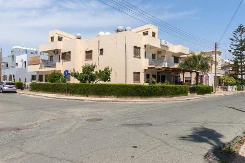 Color Cyprus Dhekelia Apartments
