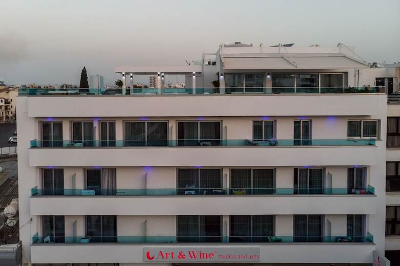 Apartamento Art & Wine Studios And Apts