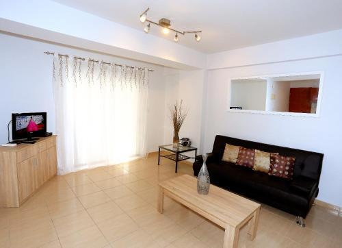 Penelopi Court Apartment 102