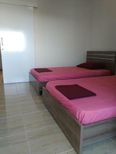 Luxury 2 Bedroom Apartment Central