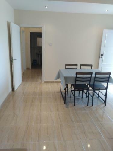 Luxury 2 Bedroom Apartment Central