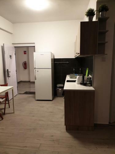 Mylos Court Apartments