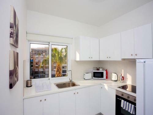 Apartamento Limassol On The Beach