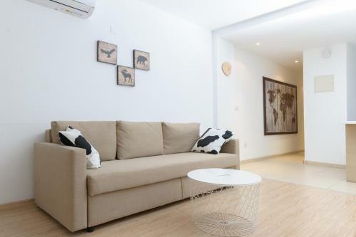 Apartamento Zavos Eden Beach Studio