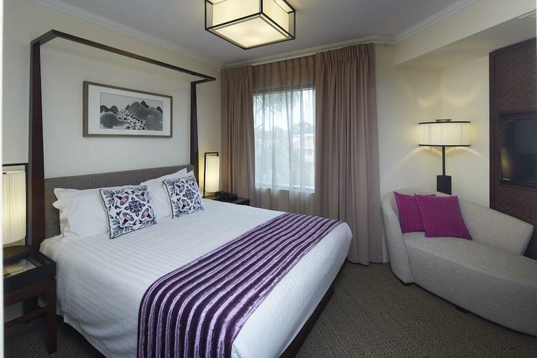 Hotel Esplanade River Suites