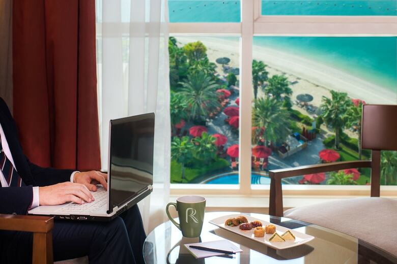 Hotel Khalidiya Palace Rayhaan