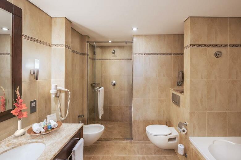Hotel Khalidiya Palace Rayhaan