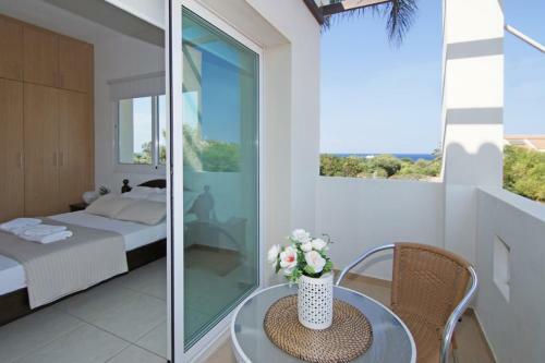 Aretina Villa