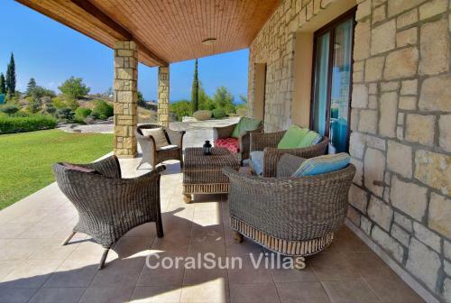 Elite Villa Amazing Pool And Garden
