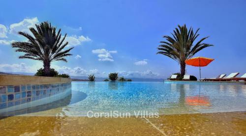 Elite Villa Amazing Pool And Garden