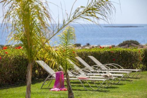 ?villa In A Fantastic Location On The Seafront? Protaras Villa 48