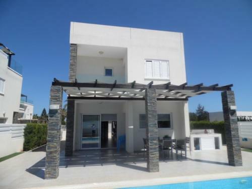 Villa Anemoni 12 Central Protaras Close To Fig Tree Bay