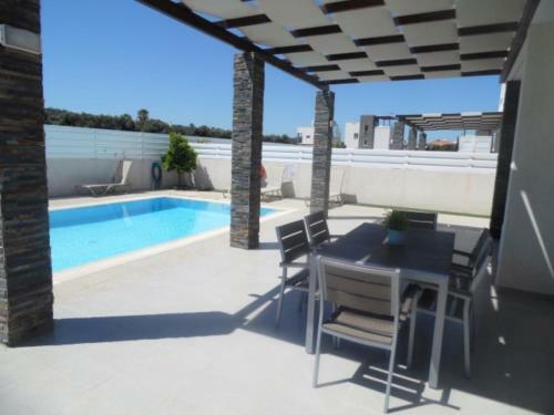 Villa Anemoni 12 Central Protaras Close To Fig Tree Bay