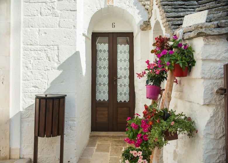 Hostal Trulli Family