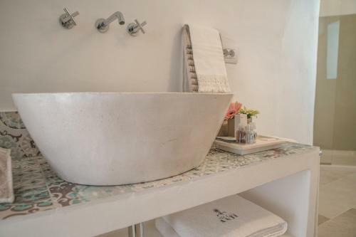 Bed & Breakfast Trulli Ant� Charme & Relax
