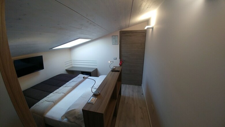 Hostal Ottocento Guest House