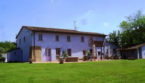 Altopascio Villa Sleeps 14 Pool Air Con Wifi