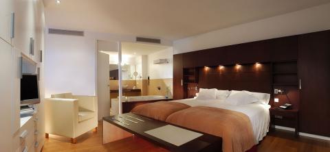 Hotel Aimia