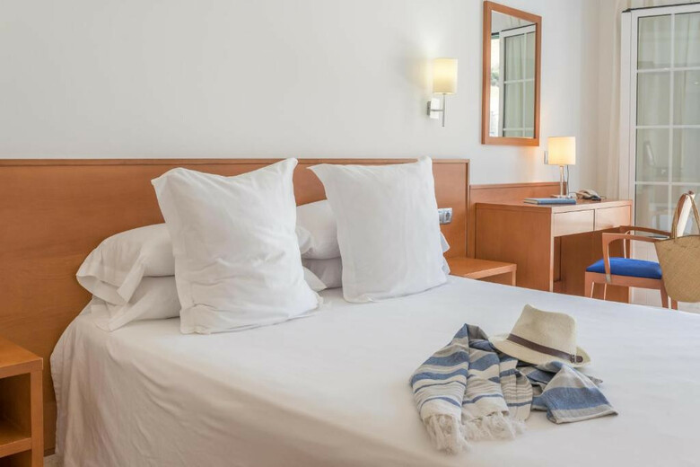 Hotel Jeni & Restaurant