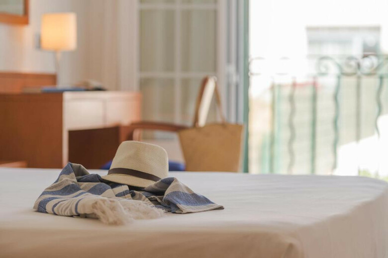 Hotel Jeni & Restaurant