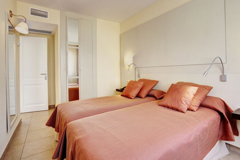 Aparthotel Grupotel Tamariscos