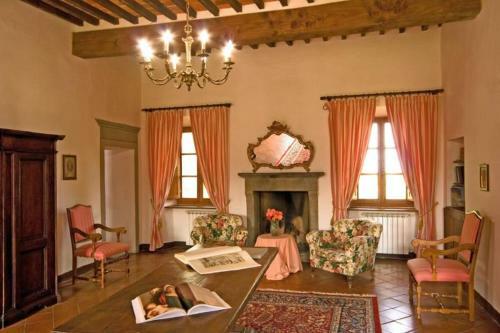 Arezzo Villa Sleeps 12 Pool Air Con Wifi