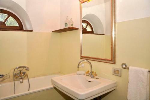 Arezzo Villa Sleeps 12 Pool Air Con Wifi