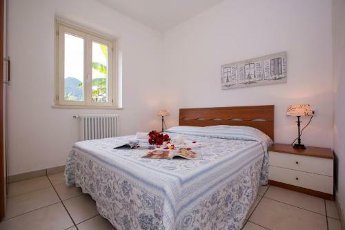 Argegno Apartment Sleeps 6 Pool Air Con