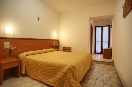 Hotel Albergo La Rocca