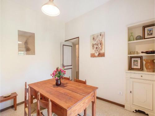 Three-bedroom Apartment In Assisi -pg-