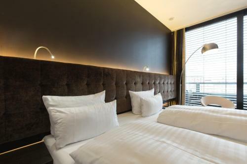 Saks Urban Design Hotel