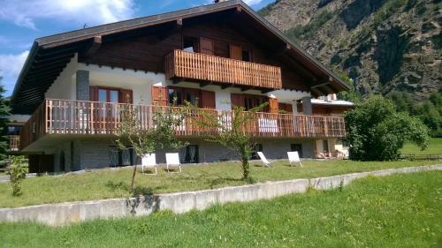 Sunlake Villa Brusson