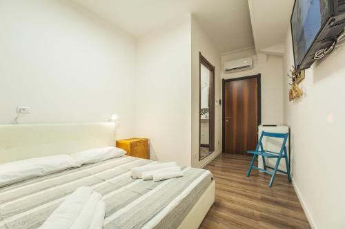 Hostal Residence Del Teatro Al Porto