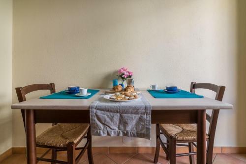 Apartamento House And Apts. In Cala Gonone 33558