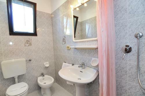 Hotel Venus Best Price