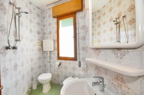 Hotel Venus Best Price