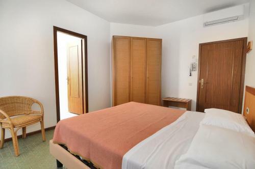 Hotel Venus Best Price