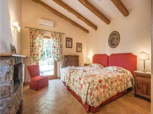 Six-bedroom Holiday Home In Capalbio (gr)
