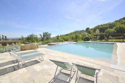 Casole D'elsa Villa Sleeps 2 Pool Air Con Wifi