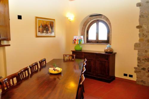 Casole D'elsa Villa Sleeps 11 Pool Wifi