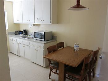 Hotel Hollywood Orchid Suites