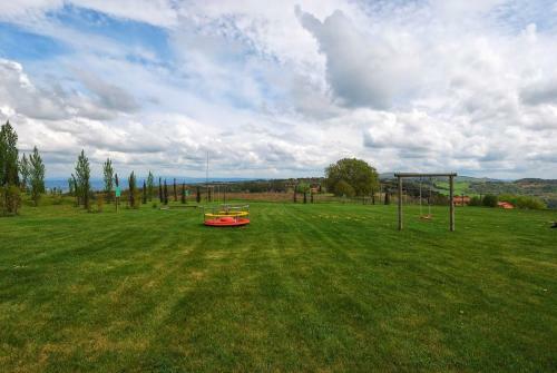 Il Castagno D'andrea Apartment Sleeps 4 Pool